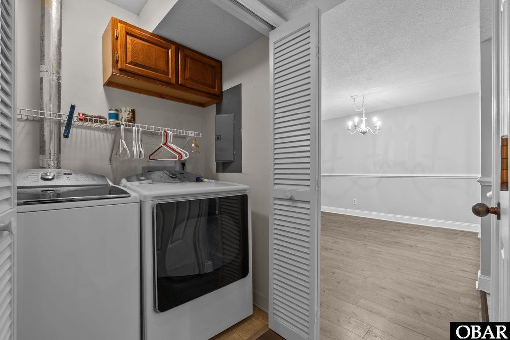 Image 21 of property listing at 207 Queen Elizabeth Avenue Unit 17, Manteo, NC 27954