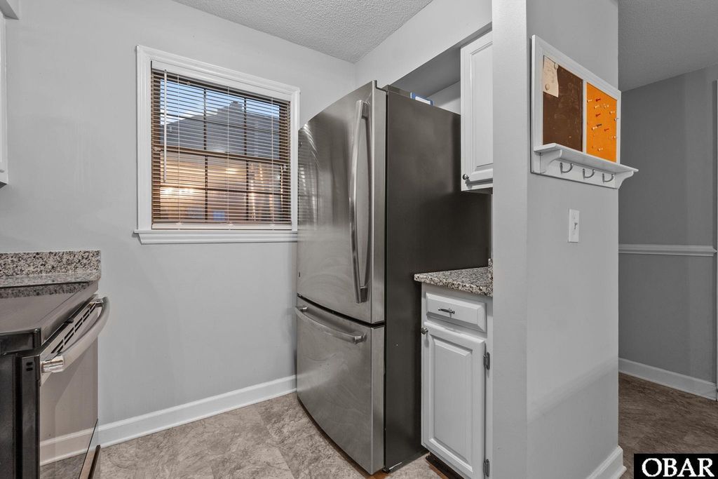 Image 35 of property listing at 207 Queen Elizabeth Avenue Unit 17, Manteo, NC 27954