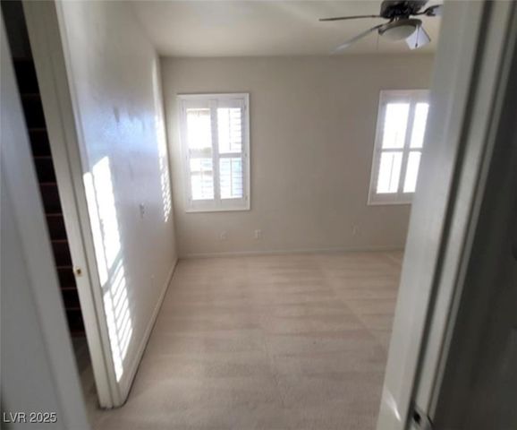 7728 Villa De La Paz Avenue, Las Vegas, NV 89131