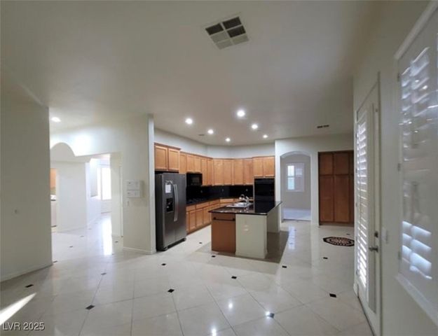 7728 Villa De La Paz Avenue, Las Vegas, NV 89131