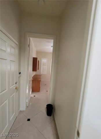 7728 Villa De La Paz Avenue, Las Vegas, NV 89131