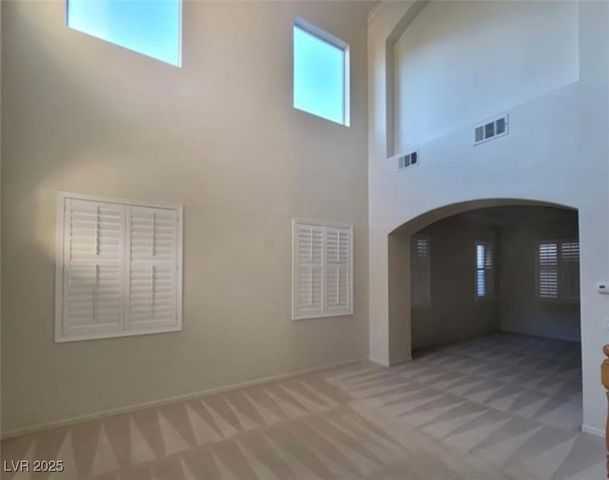 7728 Villa De La Paz Avenue, Las Vegas, NV 89131