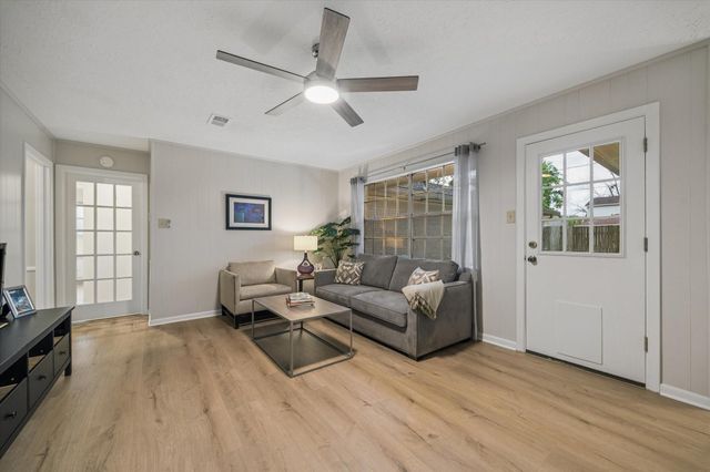 8802 Hazen Street, Houston, TX 77036