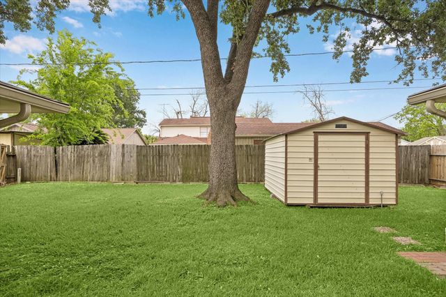 8802 Hazen Street, Houston, TX 77036