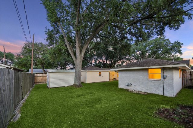 8802 Hazen Street, Houston, TX 77036