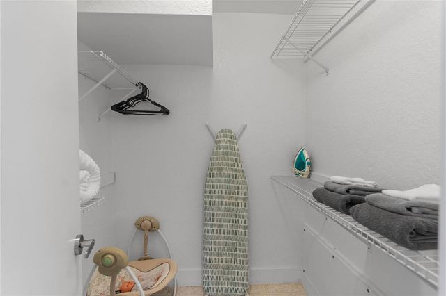 1518-1520 NE 51st Street, Fort Lauderdale, FL 33334