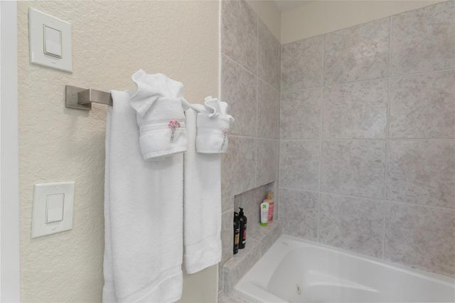 1518-1520 NE 51st Street, Fort Lauderdale, FL 33334