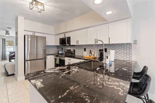 1518-1520 NE 51st Street, Fort Lauderdale, FL 33334