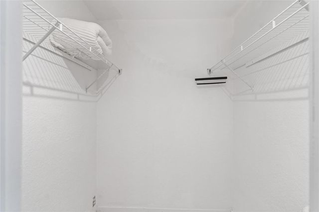 1518-1520 NE 51st Street, Fort Lauderdale, FL 33334
