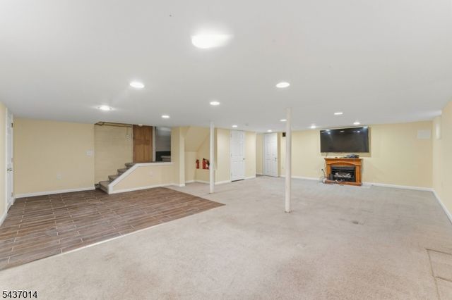 2246 Hobart St, Union Twp., NJ 07083