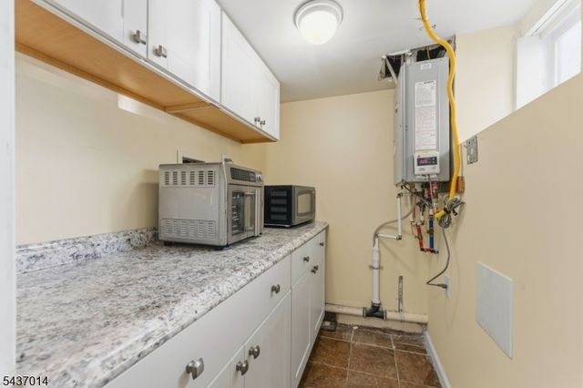2246 Hobart St, Union Twp., NJ 07083