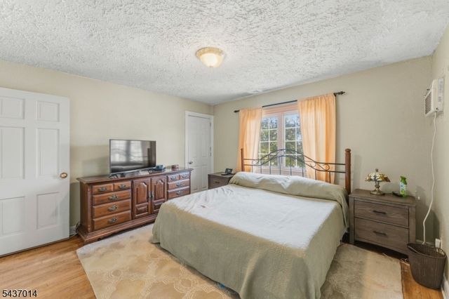 2246 Hobart St, Union Twp., NJ 07083