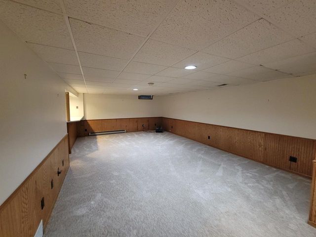 1004 HONEY CREEK ROAD, Oshkosh, WI 54904
