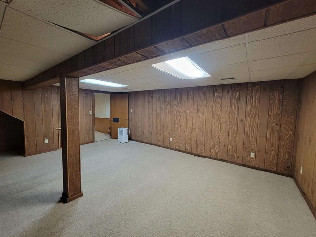 1004 HONEY CREEK ROAD, Oshkosh, WI 54904