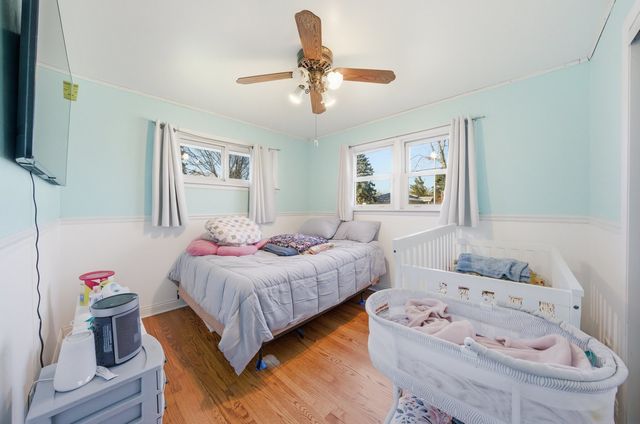 8325 LaPorte Avenue, Burbank, IL 60459