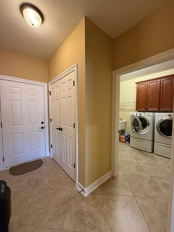302-1 Hidden Creek Circle, Dothan, AL 36301