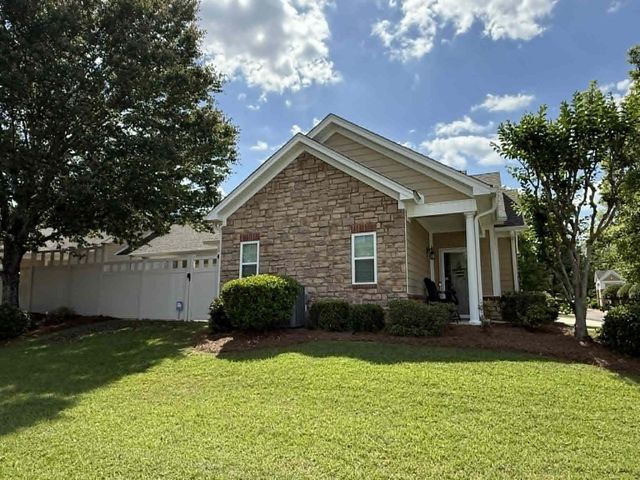 302-1 Hidden Creek Circle, Dothan, AL 36301