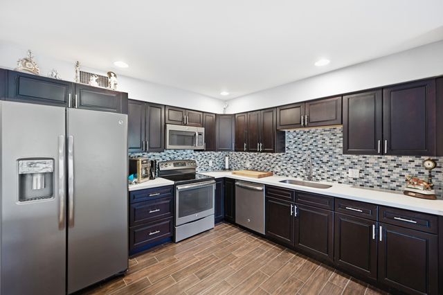 5550 Coach House Circle B, Boca Raton, FL 33486