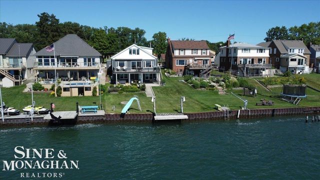 69 Gratiot Boulevard, Marysville, MI 48040