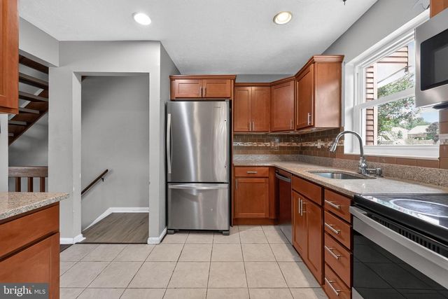 1007 SAINT MICHAELS DR, Bowie, MD 20721
