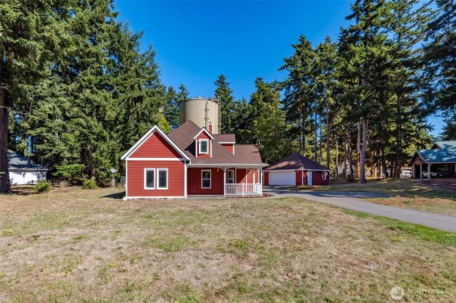 1003 NE Summit Loop, Coupeville, WA 98239