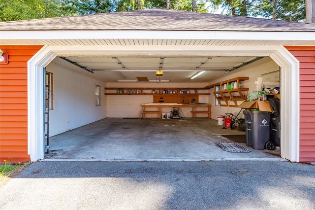 1003 NE Summit Loop, Coupeville, WA 98239
