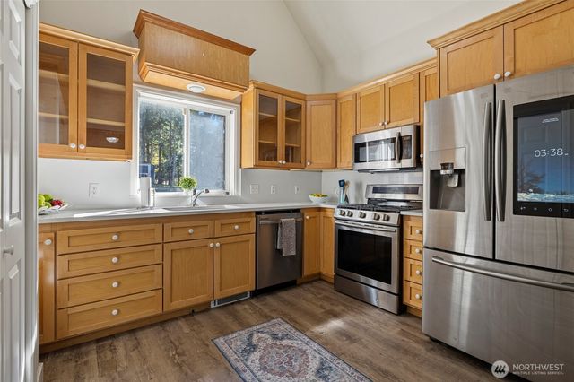 1003 NE Summit Loop, Coupeville, WA 98239