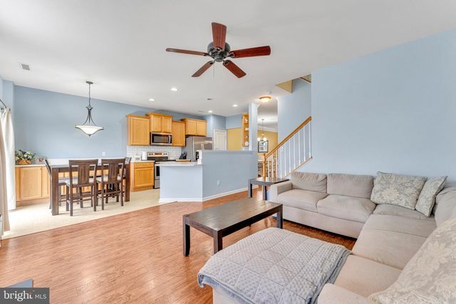 1702 EXPOSITION DR, Williamstown, NJ 08094