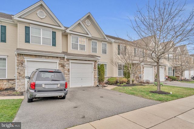 1702 EXPOSITION DR, Williamstown, NJ 08094