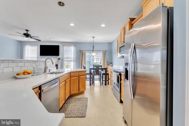 1702 EXPOSITION DR, Williamstown, NJ 08094