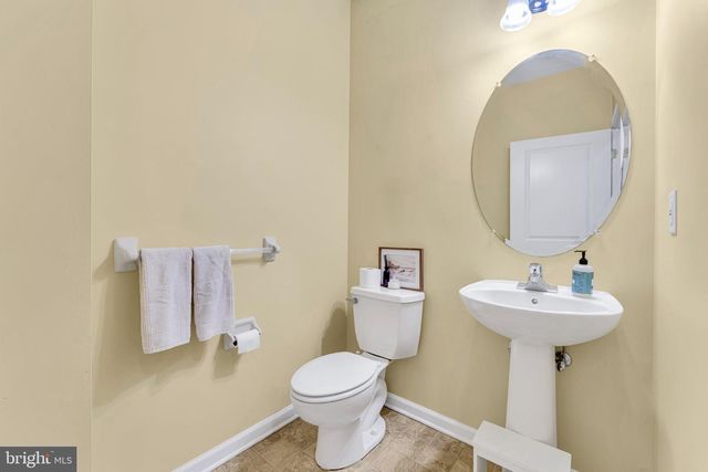 1702 EXPOSITION DR, Williamstown, NJ 08094