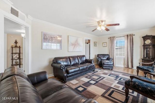5577 JOYCE Circle, El Paso, TX 79904