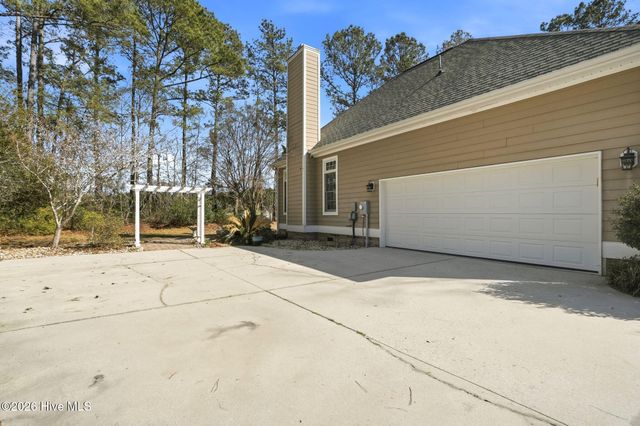 473 Shiloh Lane SE, Bolivia, NC 28422