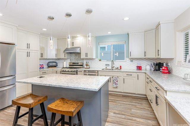 84-575 Kili Drive 21, Waianae, HI 96792