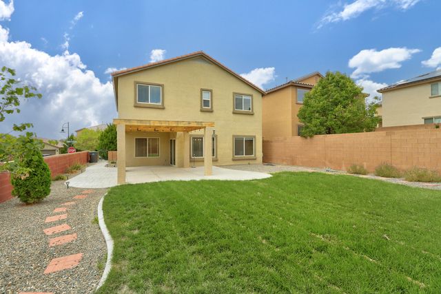 502 LOMA LINDA Court NE, Rio Rancho, NM 87124