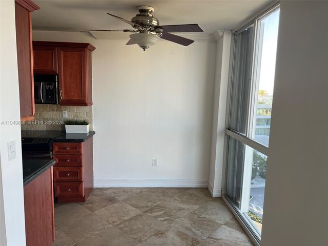 1688 West Ave 1005, Miami Beach, FL 33139