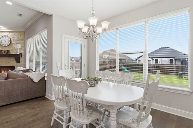 2015 W Broadway Place, Rogers, AR 72758