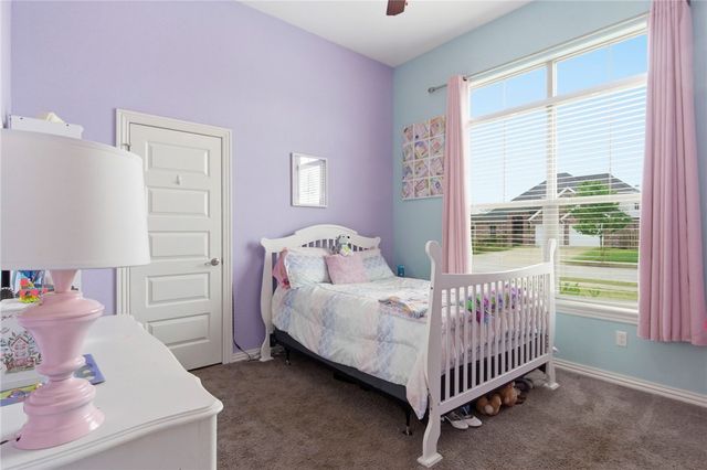 2015 W Broadway Place, Rogers, AR 72758