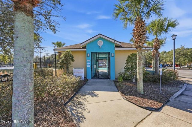 3600 LENIN PEAK Court 6, Jacksonville, FL 32210