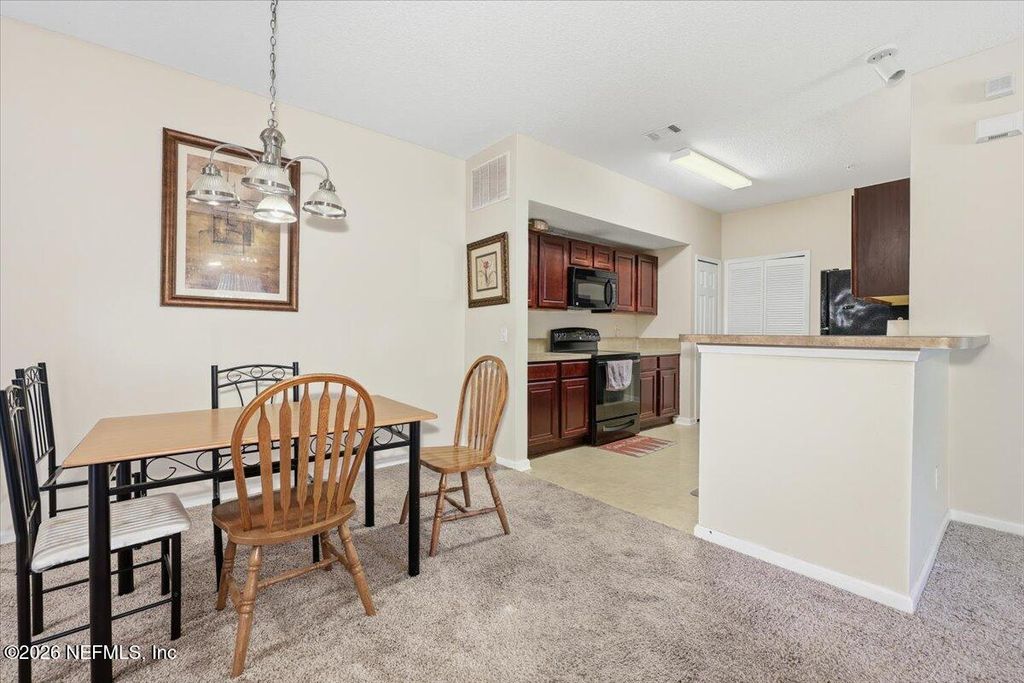 3600 LENIN PEAK Court 6, Jacksonville, FL 32210