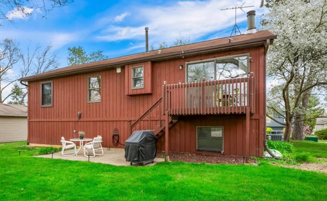 26 Sheehan Drive, Lake Villa, IL 60046