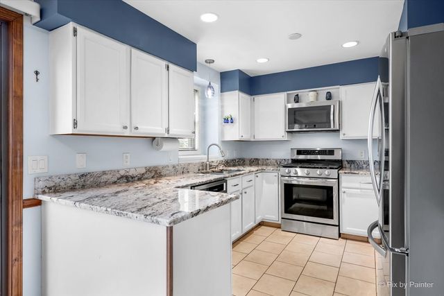 26 Sheehan Drive, Lake Villa, IL 60046