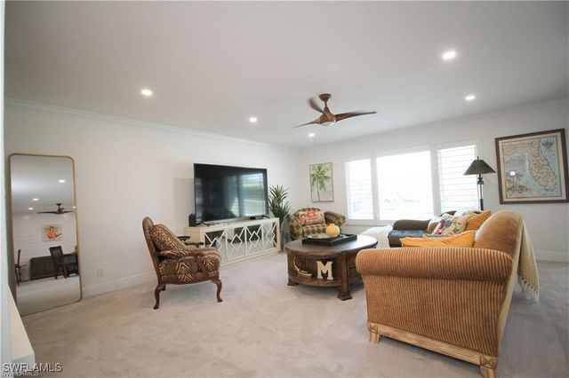 97 Georgetown BLVD 97, Naples, FL 34112