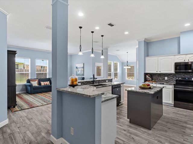 5845 Lamb Creek Drive, Fort Worth, TX 76179
