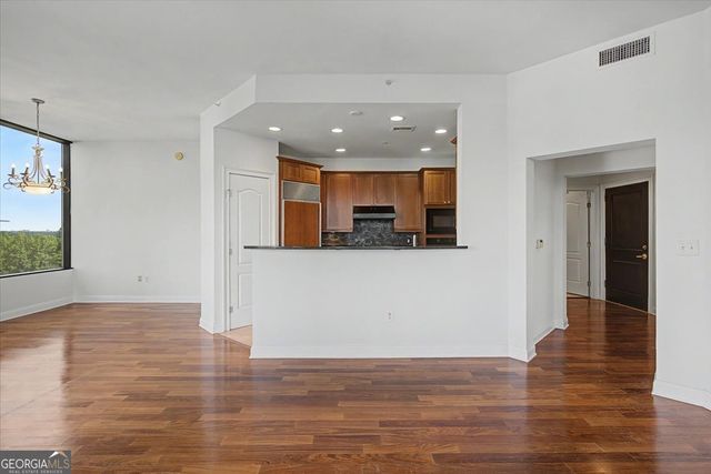 2828 Peachtree Road NE #802, Atlanta, GA 30305
