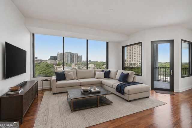 2828 Peachtree Road NE #802, Atlanta, GA 30305