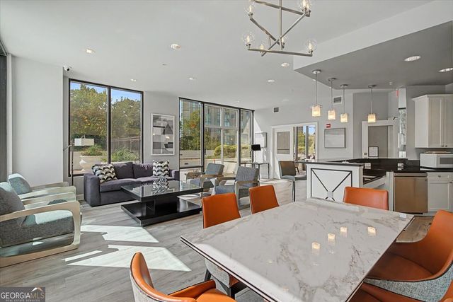 2828 Peachtree Road NE #802, Atlanta, GA 30305