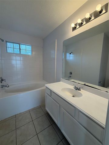 7915 Dairy View Lane, Houston, TX 77072