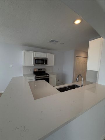 7915 Dairy View Lane, Houston, TX 77072