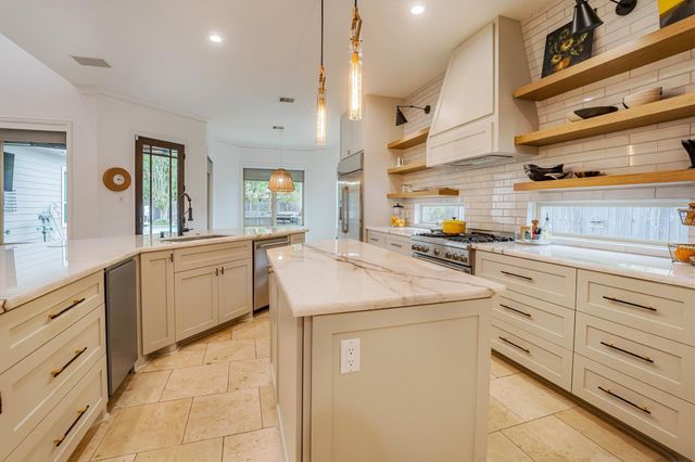 424 W 32nd Street, Houston, TX 77018